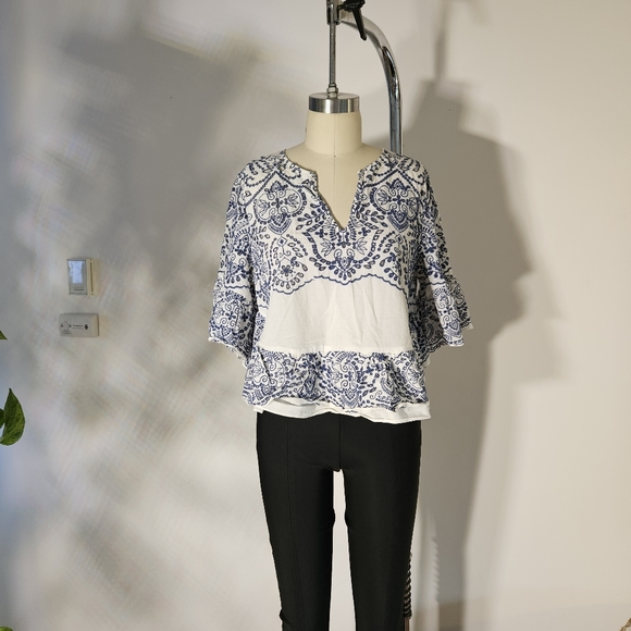 Bcbg top - Picture 5 of 6